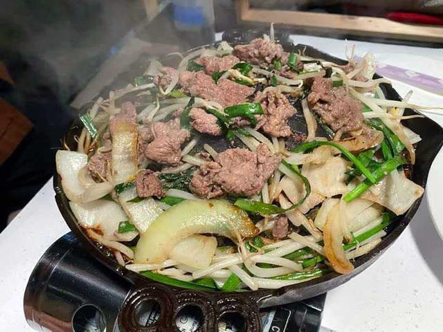画像: 北海道と同じ味が楽しめるジンギスカン
