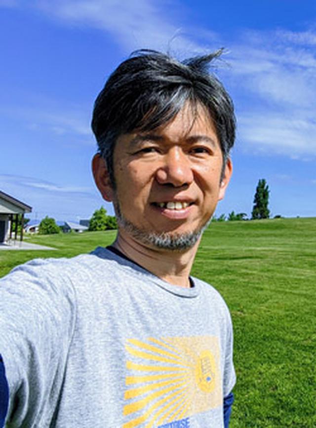 画像: 山平哲也プロフィール : 雪川醸造合同会社 代表 / 北海道東川町地域おこし協力隊。2020年3月末に自分のワイナリーを立ち上げるために東京の下町深川から北海道の大雪山系の麓にある東川町に移住。移住前はITサービス企業でIoTビジネスの事業開発責任者、ネットワーク技術部門責任者を歴任。早稲田大学ビジネススクール修了。IT関連企業の新規事業検討・立案の開発支援も行っている。60カ国を訪問した旅好き。毎日ワインを欠かさず飲むほどのワイン好き。