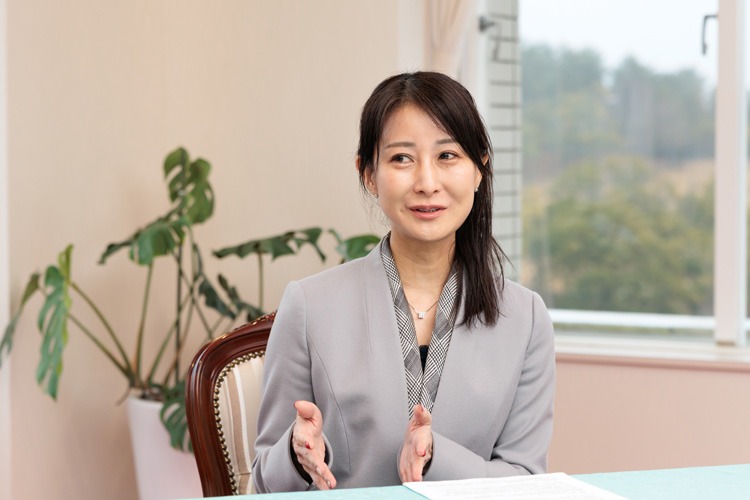 画像: ユニアデックス株式会社 人的資本マネジメント部 部長 宮森 未来