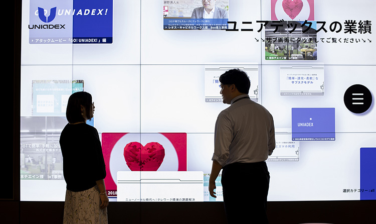 画像6: そばにいる人たち ~笑顔は真剣なまなざしの先にある_2~(2026年6月24日号)