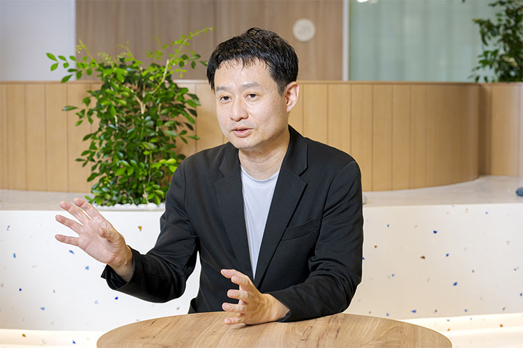 画像1: ― 育休を取得しようと思った経緯について教えてください。