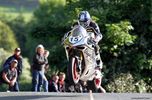 画像: SG5 at 2016 Man TT www.nortonmotorcycles.com