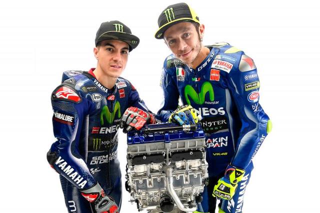 画像: Maverick Viñales in left, Valentino Rossi in right www.motogp.com