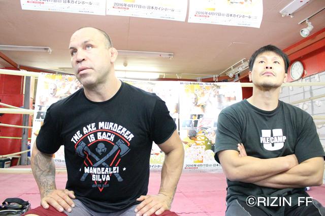 画像: 田村「最初は敵同士だったのが、時が経って、こうやって仲間意識を持ってやれるのは凄い貴重な経験です。」 シウバ「サクラバとまた一緒に闘えることを凄い誇りに思っています。」