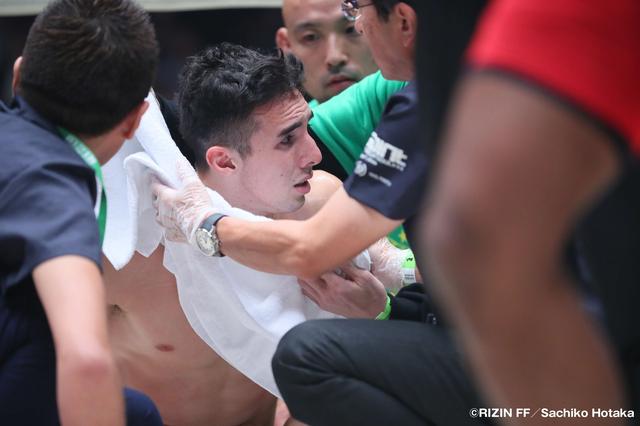 画像3: 第3試合 RIZIN MMA特別ルール:3分3R 67kg契約
木村“フィリップ”ミノルvsチャールズ・“クレイジー・ホース”・ベネット
Cygames presents RIZIN FIGHTING WORLD GP 2016 無差別級トーナメント 開幕戦