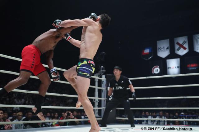 画像2: 第3試合 RIZIN MMA特別ルール:3分3R 67kg契約
木村“フィリップ”ミノルvsチャールズ・“クレイジー・ホース”・ベネット
Cygames presents RIZIN FIGHTING WORLD GP 2016 無差別級トーナメント 開幕戦