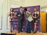 画像3: 『SHOOT BOXING WORLD TOURNAMENT S-cup 2016』の公式計量
ベネットは年末に闘う木村”フィリップ”ミノルへ挑発⁉︎