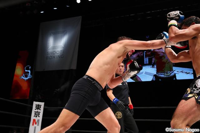 画像6: 『SHOOT BOXING WORLD TOURNAMENT S-cup 2016』
”絶対女王”RENA勝利! ベネットはダウン奪うも1回戦敗退。