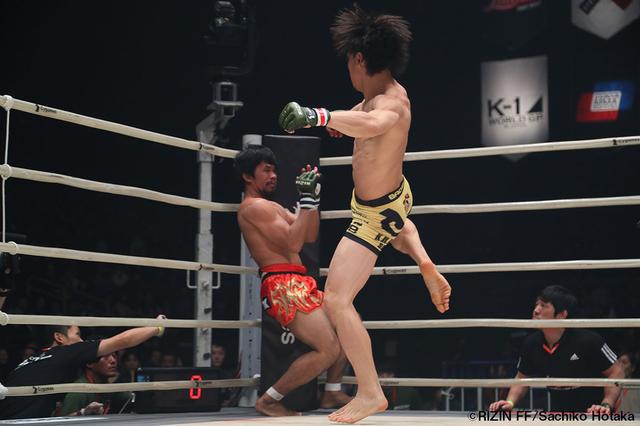 画像1: 第4試合 矢地祐介 vs. マリオ・シスムンド(試合結果詳細)
Cygames presents RIZIN FIGHTING WORLD GP 2016 無差別級トーナメント 2nd ROUND