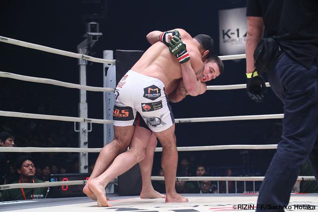 画像1: 第2試合 ワジム・ネムコフ vs. アリソン・ヴィセンテ(試合結果詳細)
Cygames presents RIZIN FIGHTING WORLD GP 2016 無差別級トーナメント 2nd ROUND