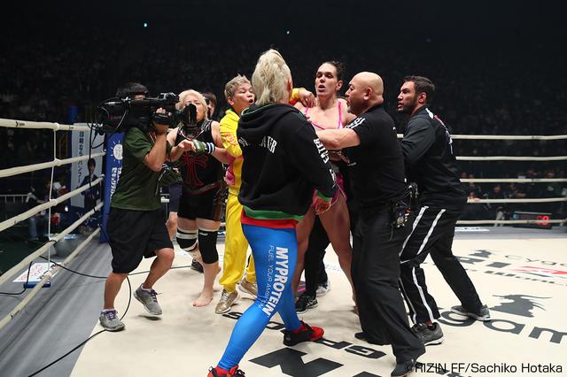 画像11: 第5試合 ギャビ・ガルシア vs. 堀田祐美子(試合結果詳細)Cygames presents RIZIN FIGHTING WORLD GP 2016 無差別級トーナメント Final ROUND