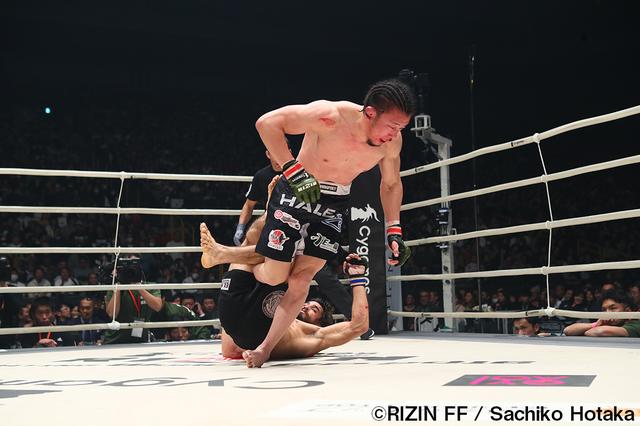 画像11: 第10試合 川尻達也 vs. クロン・グレイシー(試合結果詳細)Cygames presents RIZIN FIGHTING WORLD GP 2016 無差別級トーナメント Final ROUND