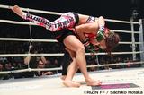 画像6: 第8試合 RENA vs. ハンナ・タイソン(試合結果詳細)Cygames presents RIZIN FIGHTING WORLD GP 2016 無差別級トーナメント Final ROUND