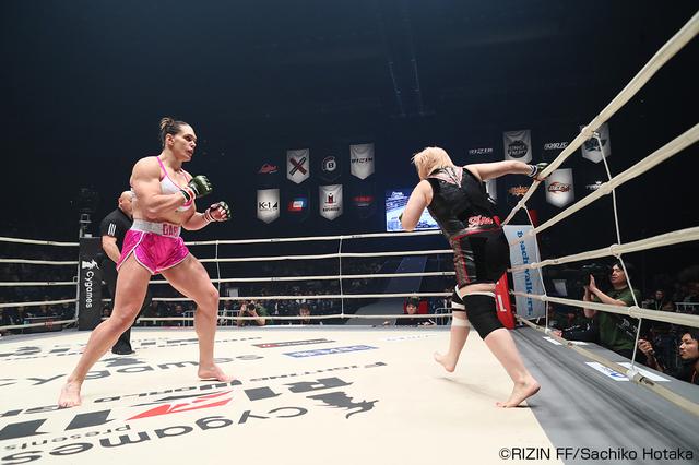 画像3: 第5試合 ギャビ・ガルシア vs. 堀田祐美子(試合結果詳細)Cygames presents RIZIN FIGHTING WORLD GP 2016 無差別級トーナメント Final ROUND