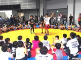 画像4: リオ五輪銀メダリストの太田忍が200人のちびっこたちにレスリングを指導!第2回RIZINレスリングキャンプ大盛況!!