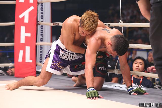 画像6: 第4試合 大塚 隆史 VS. アンソニー・バーチャック(試合結果詳細)RIZIN FIGHTING WORLD GRAND-PRIX 2017 バンタム級トーナメント 1st ROUND -夏の陣-