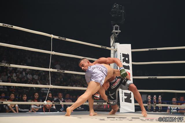 画像3: 第3試合 石橋 佳大 VS. カリッド・タハ(試合結果詳細)RIZIN FIGHTING WORLD GRAND-PRIX 2017 バンタム級トーナメント 1st ROUND -夏の陣-