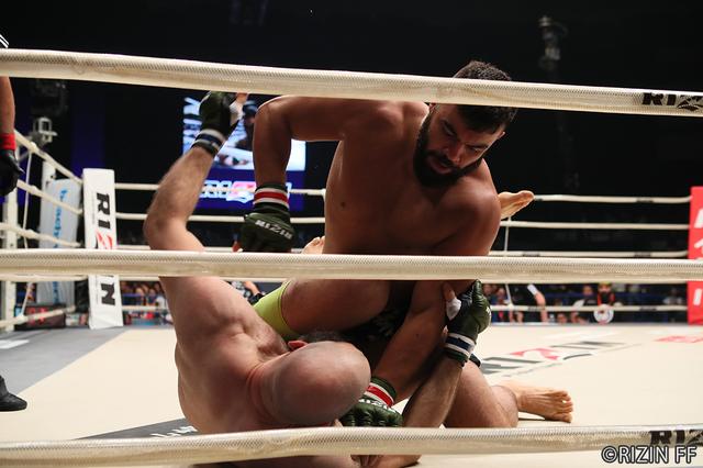 画像6: 第10試合 アミール・アリアックバリ VS. タイラー・キング(試合結果詳細)RIZIN FIGHTING WORLD GRAND-PRIX 2017 バンタム級トーナメント 1st ROUND -夏の陣-