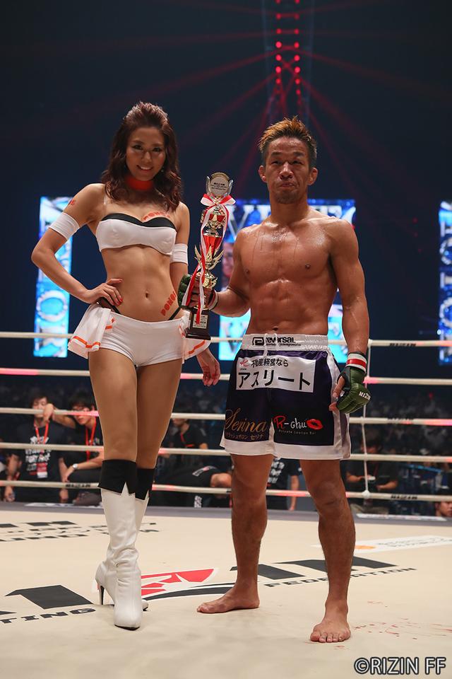 画像9: 第4試合 大塚 隆史 VS. アンソニー・バーチャック(試合結果詳細)RIZIN FIGHTING WORLD GRAND-PRIX 2017 バンタム級トーナメント 1st ROUND -夏の陣-