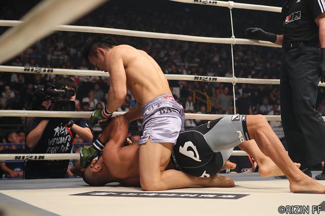 画像5: 第3試合 石橋 佳大 VS. カリッド・タハ(試合結果詳細)RIZIN FIGHTING WORLD GRAND-PRIX 2017 バンタム級トーナメント 1st ROUND -夏の陣-