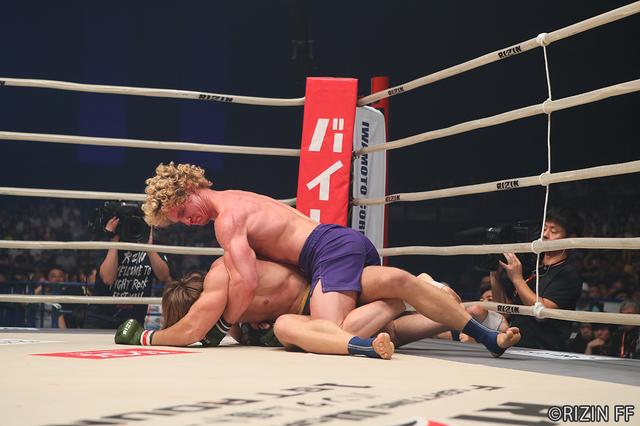 画像6: 第1試合 テオドラス・オークストリス VS. カール・アルブレックソン(試合結果詳細)RIZIN FIGHTING WORLD GRAND-PRIX 2017 バンタム級トーナメント 1st ROUND -夏の陣-