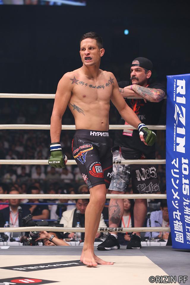 画像1: 第4試合 大塚 隆史 VS. アンソニー・バーチャック(試合結果詳細)RIZIN FIGHTING WORLD GRAND-PRIX 2017 バンタム級トーナメント 1st ROUND -夏の陣-