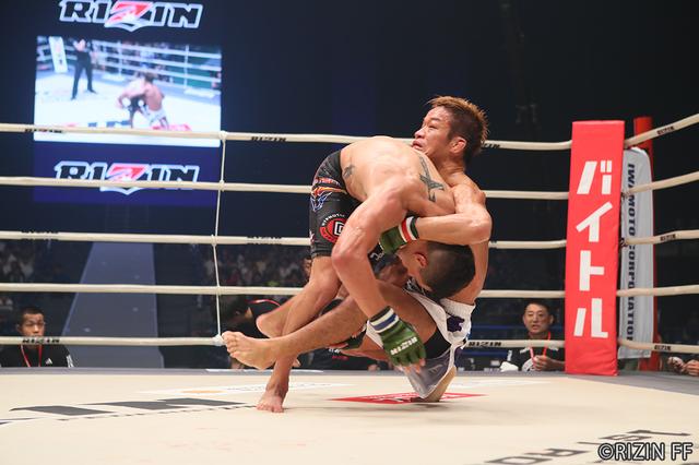画像7: 第4試合 大塚 隆史 VS. アンソニー・バーチャック(試合結果詳細)RIZIN FIGHTING WORLD GRAND-PRIX 2017 バンタム級トーナメント 1st ROUND -夏の陣-
