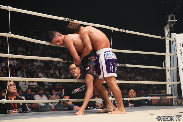 画像8: 第4試合 大塚 隆史 VS. アンソニー・バーチャック(試合結果詳細)RIZIN FIGHTING WORLD GRAND-PRIX 2017 バンタム級トーナメント 1st ROUND -夏の陣-