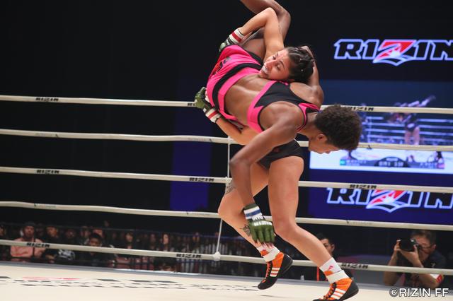 画像3: 新星オリベイラがアリーシャ・ガルシアに完封勝利!!