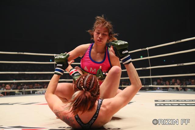 画像4: 女王カンナの2018年初戦は判定勝ち そして試合後、RENAがリマッチを要求!
