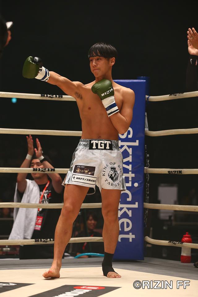 画像1: “西の神童”がついにRIZIN初勝利! 栄井大進も大器の片りんを見せる!!
