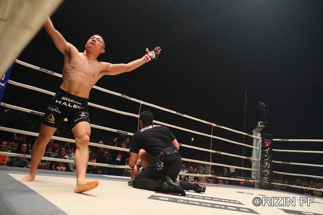 画像5: 堀口がとんでもない歴史的秒殺勝利! そして那須川天心に対戦をアピール!!
