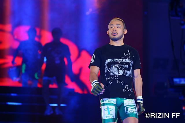 画像1: 扇久保博正の執念も届かず… 堀口恭司が判定で勝利