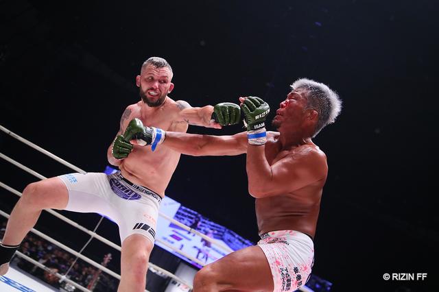 画像1: ROUND 3