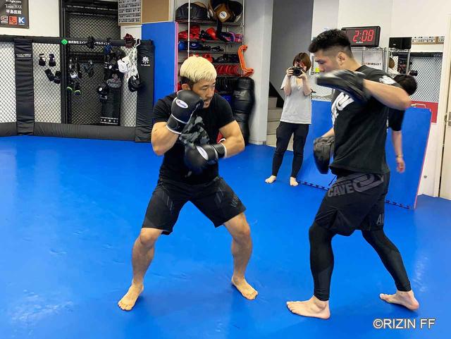 画像2: 「サトシは総合だとまだ荒い。最後はKOしたい」RIZIN.17に出場する廣田瑞人が公開練習を実施!