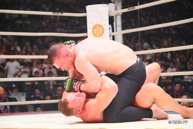 画像2: ROUND 3