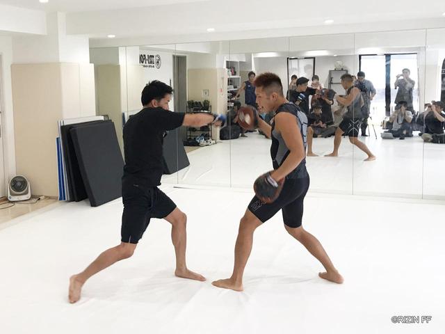 画像: 「この試合で最後になってもいいと覚悟を決めて準備をしてきた」GOOD SPEED presents RIZIN.18 に出場する朝倉海が練習を公開!