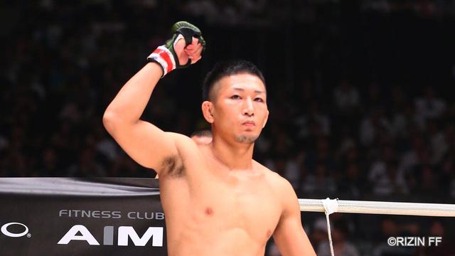 画像: ②POWER TO JAPAN 募金ブース