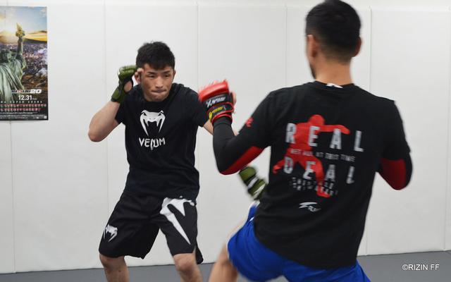 画像1: 石渡「つまらない試合になったら僕のせいではないです」BELLATOR JAPAN / RIZIN.20 参戦の石渡伸太郎と越智晴雄が公開練習!