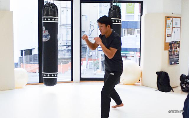 画像2: 「僕の試合で今年を締めくくりたい。是非メインを任せて欲しい」RIZIN.20でタイトルマッチに挑む朝倉海の練習を公開!