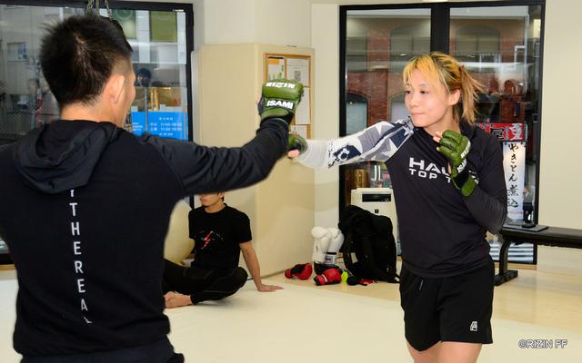 画像1: 朝倉未来「RIZINの強さを証明したい」BELLATOR対抗戦に挑む渡辺・中村・元谷・朝倉の練習を公開!