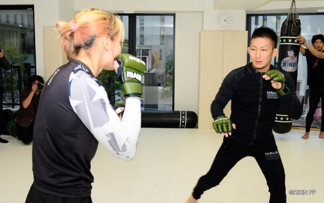 画像2: 朝倉未来「RIZINの強さを証明したい」BELLATOR対抗戦に挑む渡辺・中村・元谷・朝倉の練習を公開!
