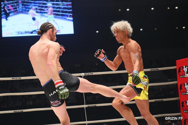 画像1: ROUND 1