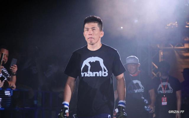 画像: 2019年8月18日(日)RIZIN.18 マネル・ケイプ戦 入場シーン