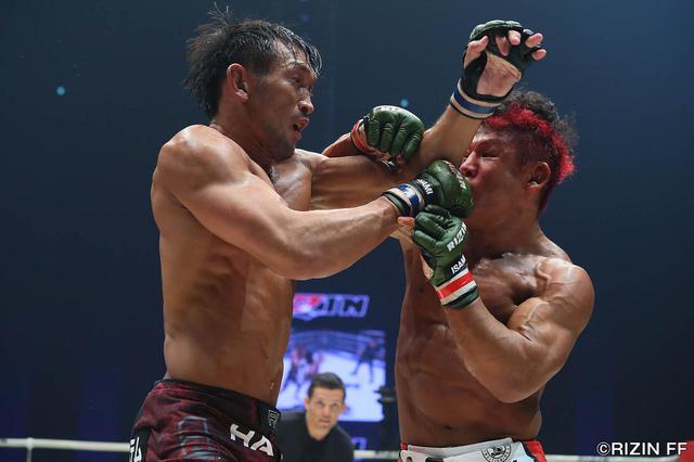 画像2: 起一が終始圧倒して北岡から判定勝ち!!