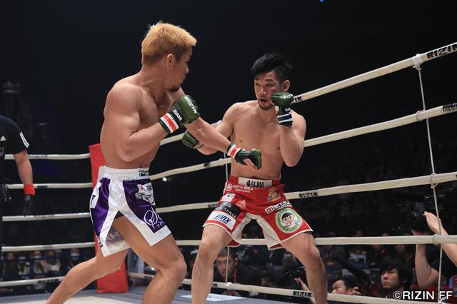 画像1: 「石渡が大塚を判定で破り、決勝の堀口戦へ!!」