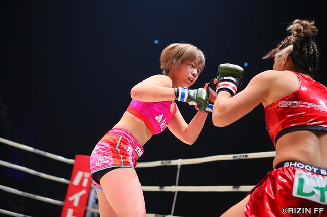 画像2: 「浅倉 カンナがRENAに完勝!RIZIN初代女王に輝く!!」