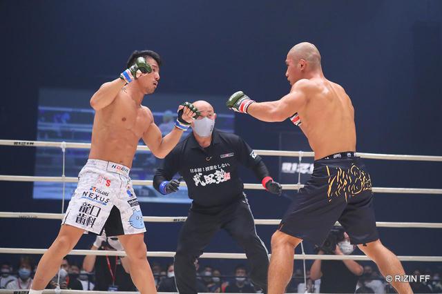 画像7: ROUND 1