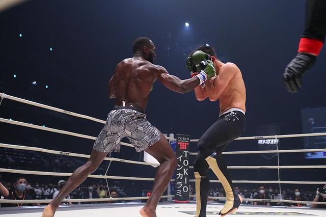 画像2: ROUND 3