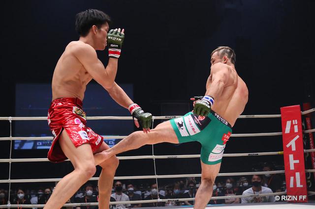 画像8: ROUND 1